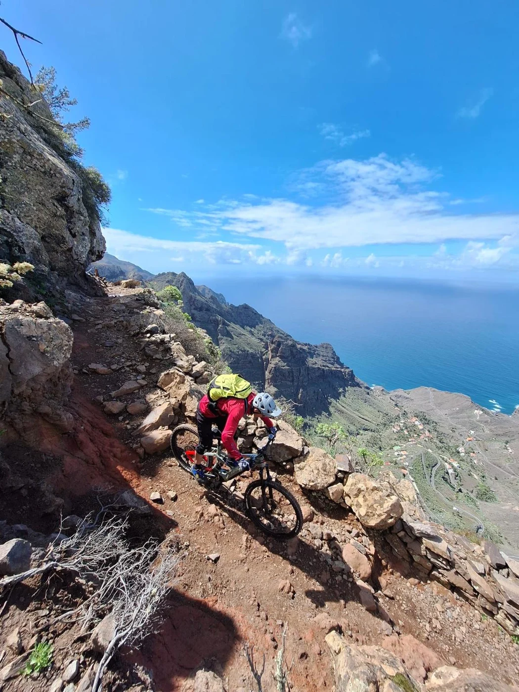 Trails über dem Atlantik